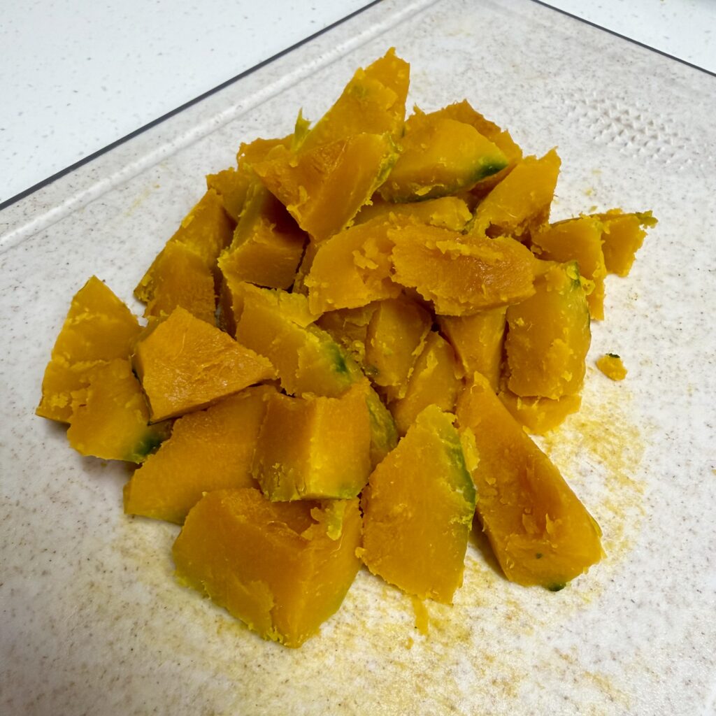 손질한 단호박